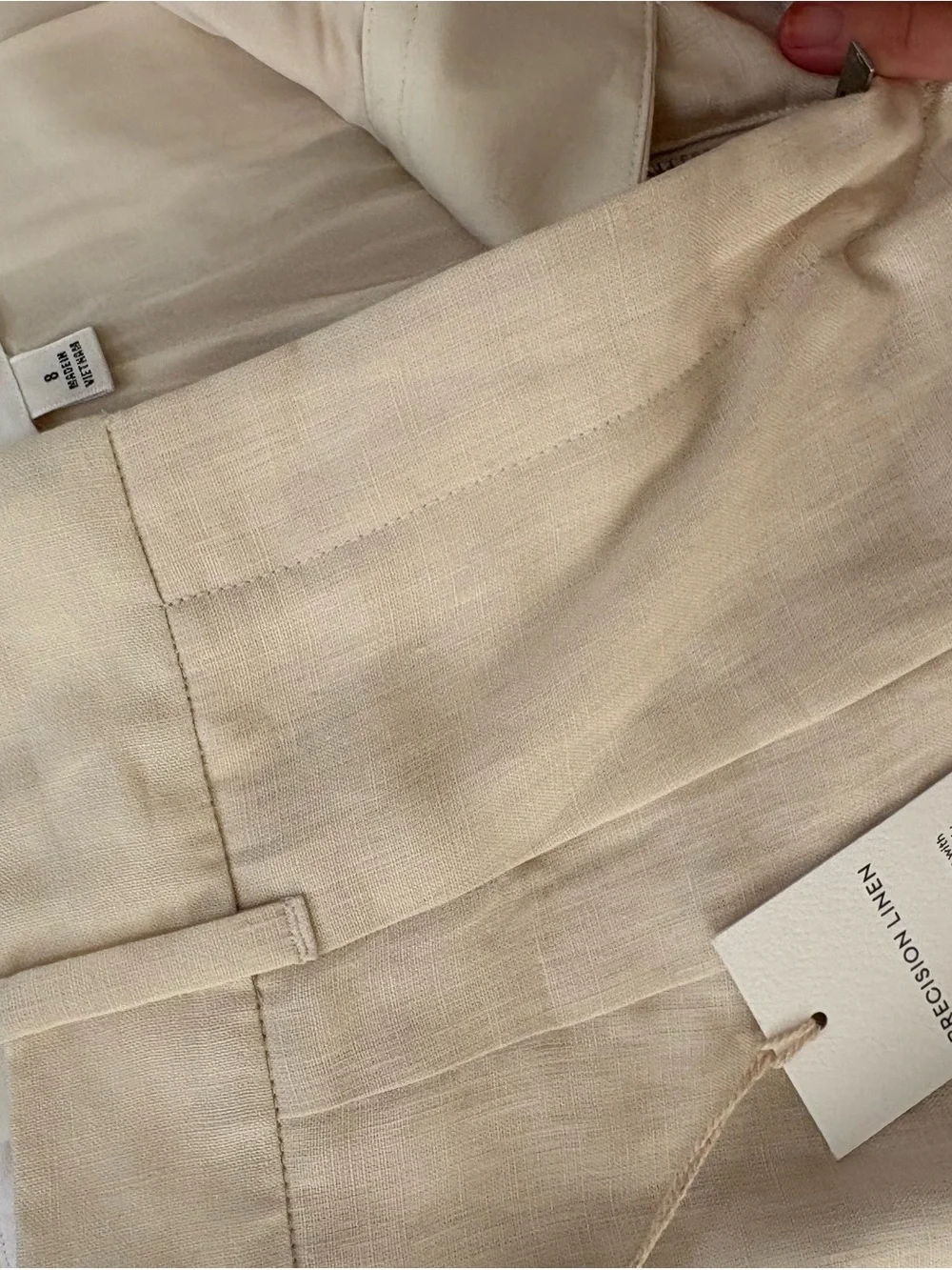 Aritzia women’s Chinos in Natural Beige Linen Blend